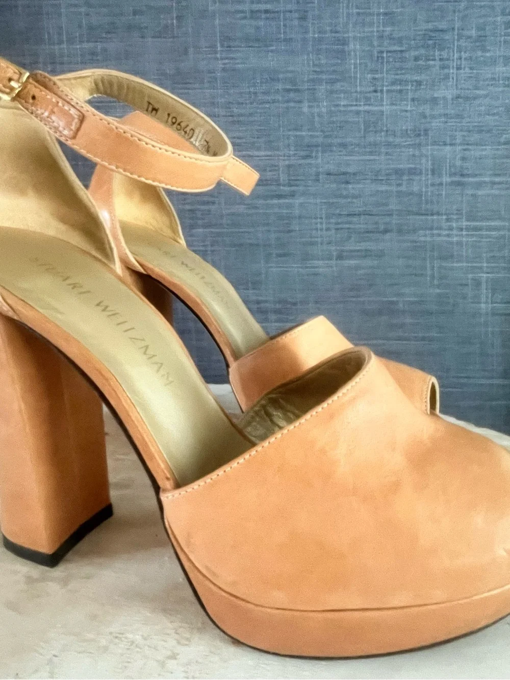 Stuart Weitzman Tan Leather Ankle Strap Platform Block Heel Sandals | Size 7.5